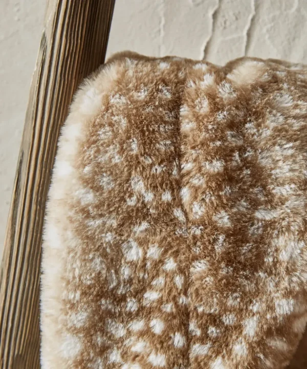 Gifts<Joe Browns Fawn Fur Throw