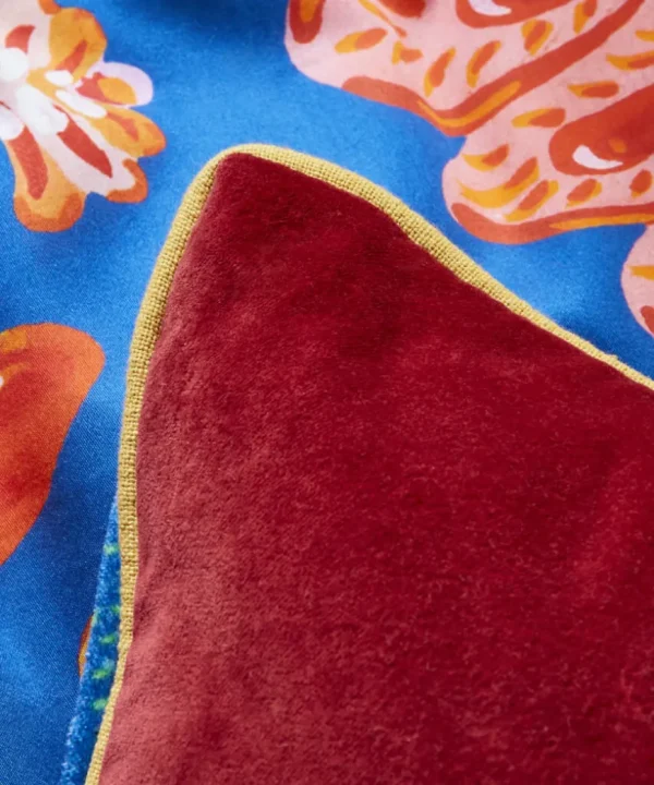 Cosy This Christmas<Joe Browns Folk Fox Crewel Work Cushion