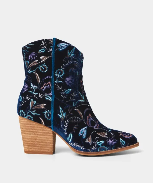 Boots & Shoes<Joe Browns Gigi Embroidered Velvet Boots