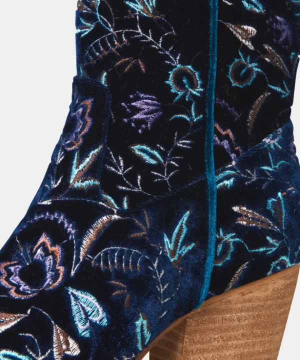 Boots & Shoes<Joe Browns Gigi Embroidered Velvet Boots