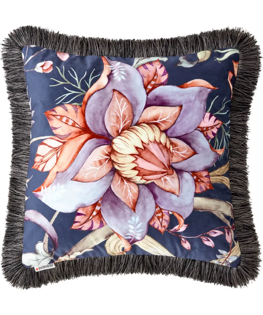 nostalgic_nouveau_floral__1.webp Cosy This Christmas<Joe Browns Nostalgic Nouveau Floral Reversible Cushion