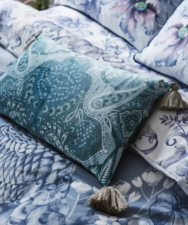 Cosy This Christmas<Joe Browns Nostalgic Nouveau Paisley Reversible Cushion
