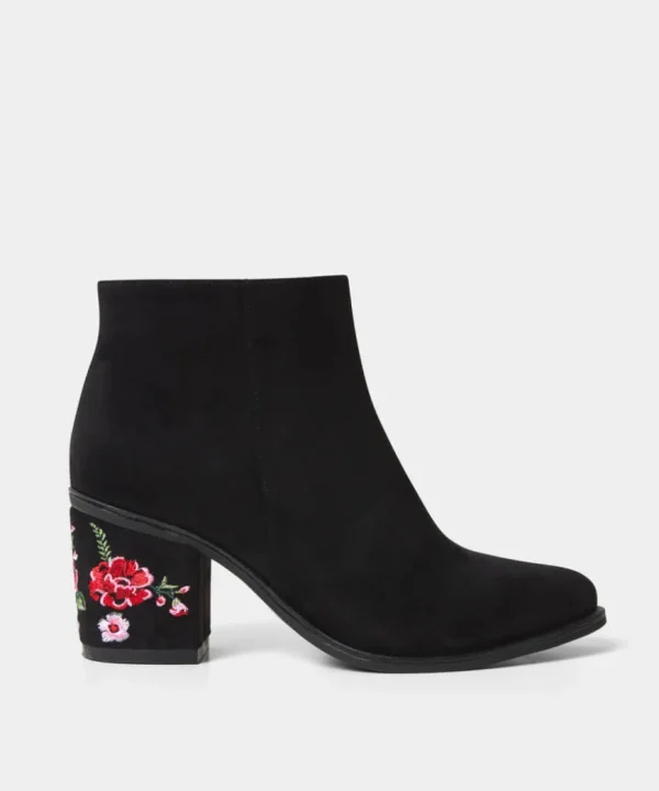 Boots & Shoes<Joe Browns Simply Striking Embroidered Boots