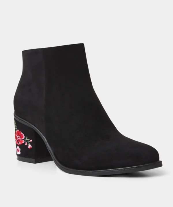 Boots & Shoes<Joe Browns Simply Striking Embroidered Boots