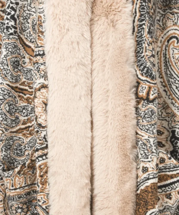 Knitwear & Cardigans<Joe Browns Tell All Faux Fur Wrap
